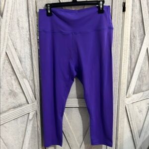 Zyia Active Purple Cropped leggings Pants Size 16-18